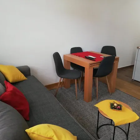 Mali Raj * Soko Banja